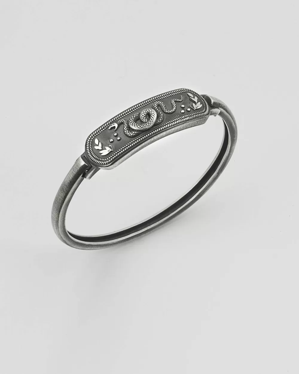 Nove25 Bracciale Manetta Antica Serpente Argento
