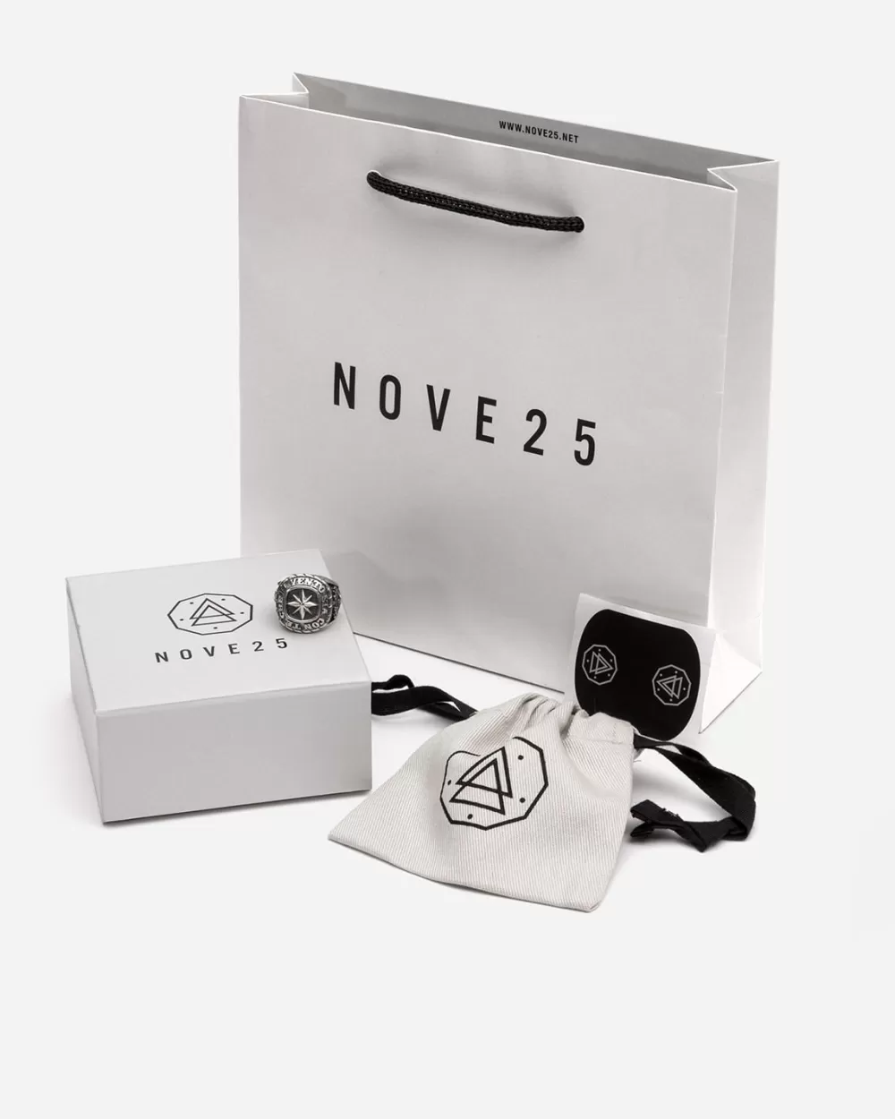Nove25 Confezione Regalo